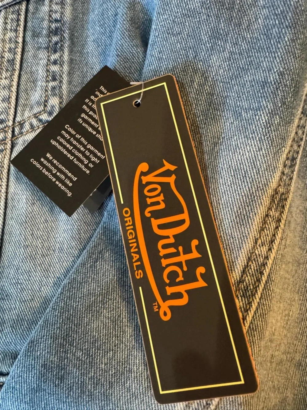 Von Dutch Y2K Vintage Style Cropped Zip-Front Light Wash Denim Jacket NWT Small - Picture 3 of 15